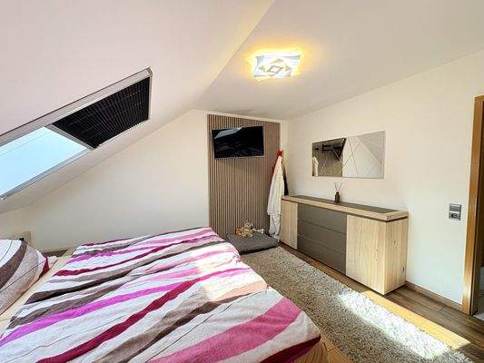 Schlafzimmer (OG)