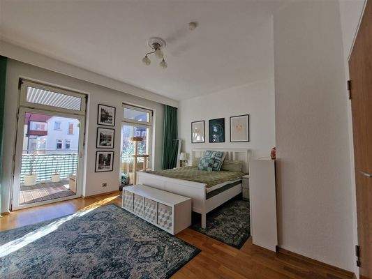 Schlafzimmer & Terrasse