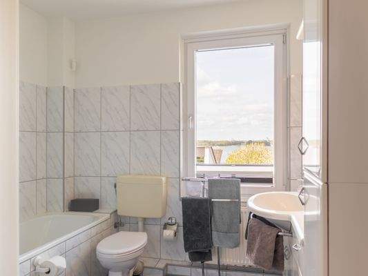 Vollbad im Obergeschoss 