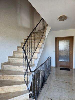 Treppenaufgang zum DG