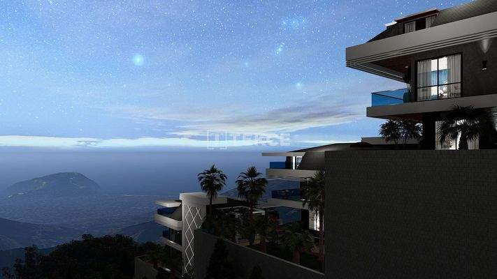 Detached Villas Featuring Infinity Pools in Alanya Tepe