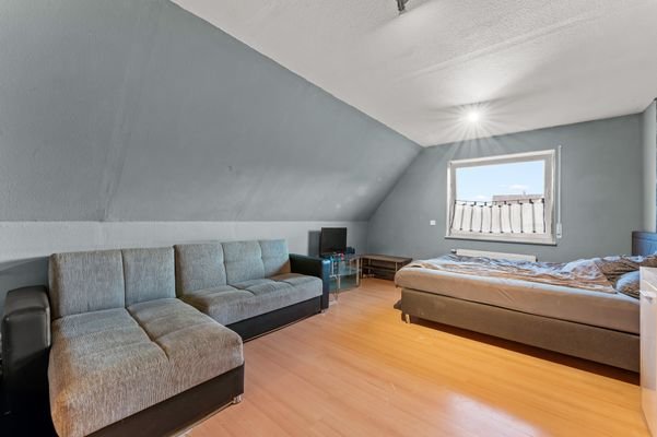 Schlafzimmer 2