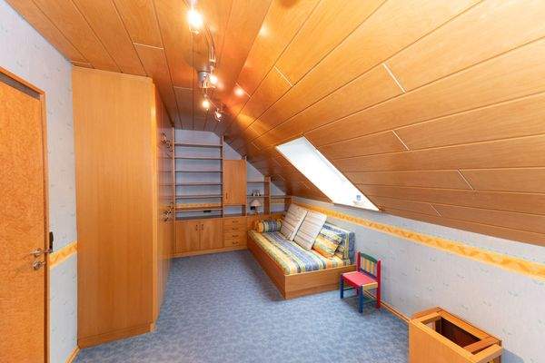 Kinderzimmer Dachgeschoss