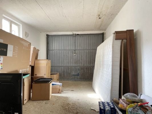 Garage.jpg