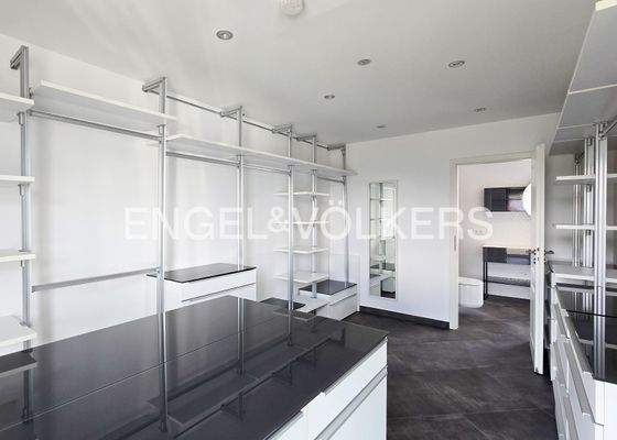 EV - Ebene  3 - Ankleide