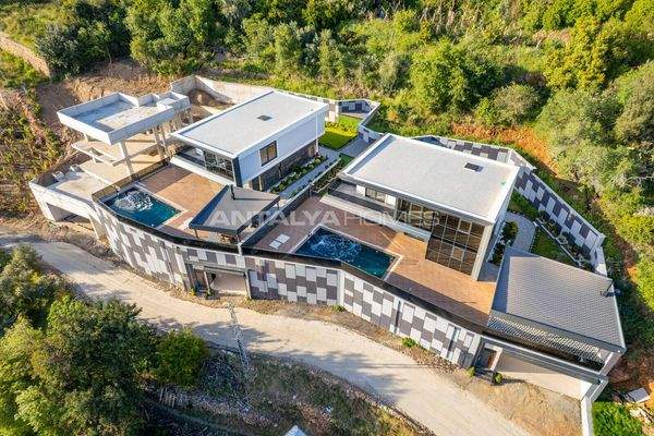 Elegant Villas with Pool and Sauna in Alanya