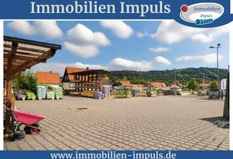 Hof, Gelände, Parkfläche