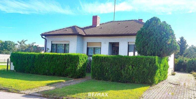 Außenansicht#Remax P&I_Ingrid Bittner