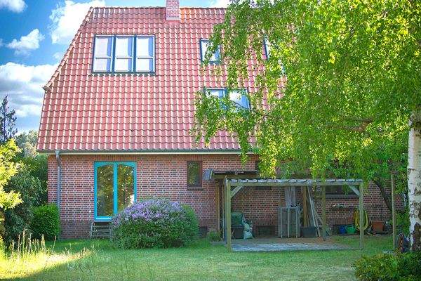 Hausansicht Gartenseite