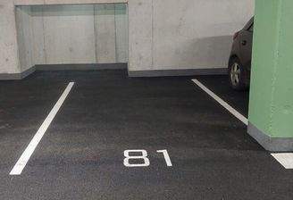 Tiefgaragenstellplatz