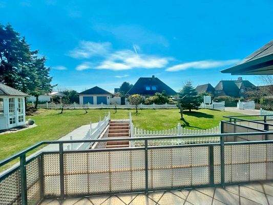 Altbestand -großer Garten