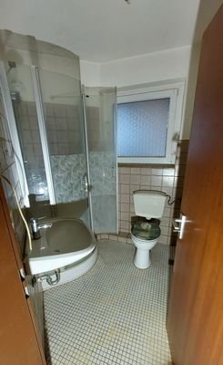 20 Beethovenweg 15 Gäste-Bad.jpg