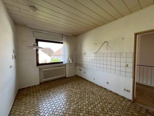 Haus-Linden-Leihgestern-Küche EG.JPG