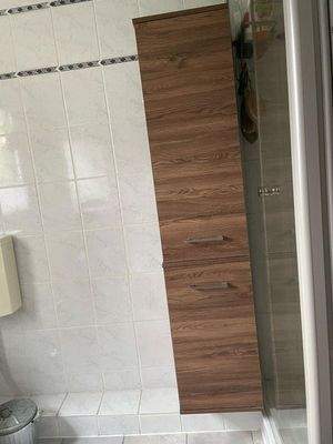 Badezimmerschrank