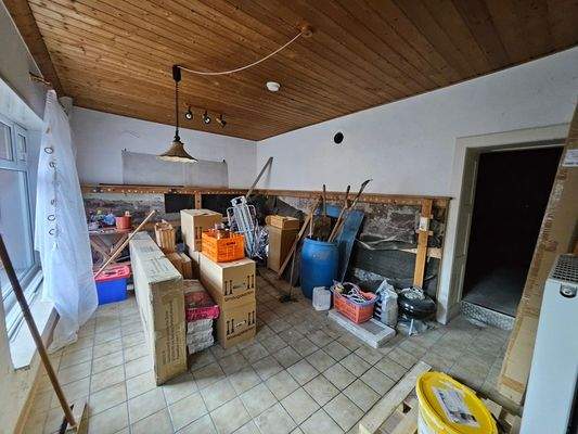 Ausbaubares Zimmer UG