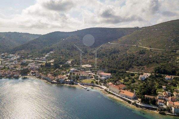 Traumhaftes Baugrundstück auf der zauberhaften Insel Vis