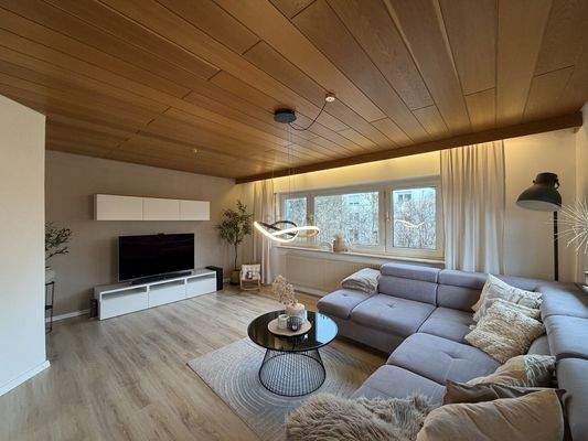 Lorcher Straße 15_OG_4 Zi._Wohnzimmer