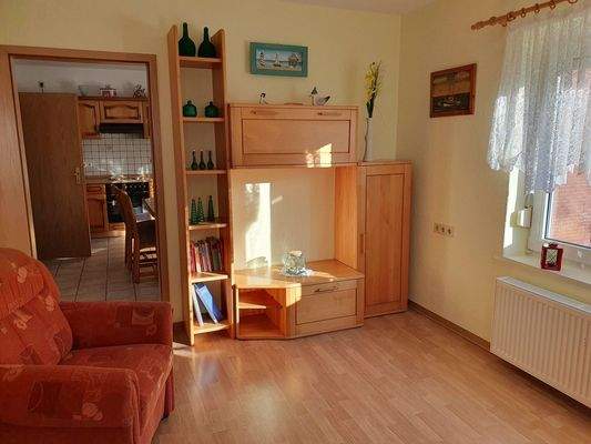 Blick Wohnz. Küche unt. Wohng