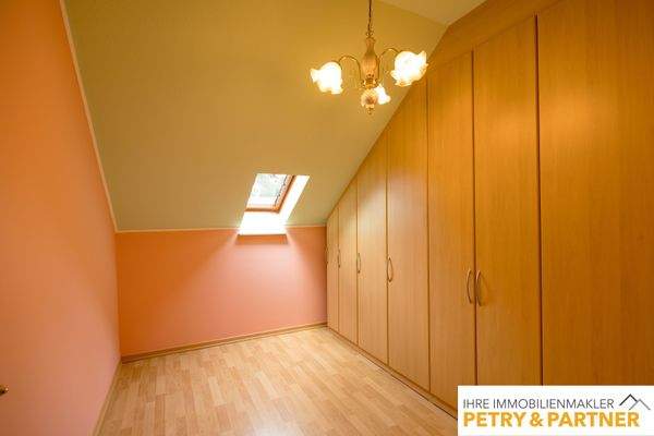 Kinderzimmer Dachgeschoss