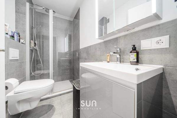 STILVOLLES BADEZIMMER