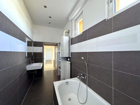 OG1 / Top 2 / Badezimmer