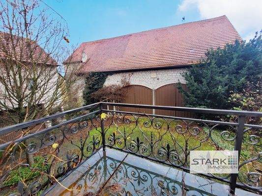 OG Balkon zum Hof.jpg