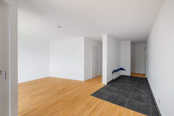 04_vorbereiteter Küchenbereich im offenen Wohnbere