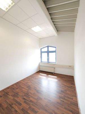 Büroraum 1 recht