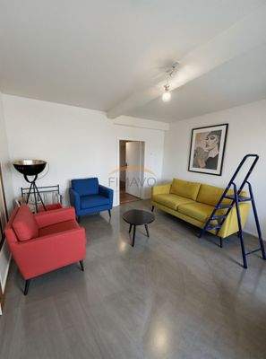 Zimmer... - Wohnzimmer, Bauhaus - (KI generiert)