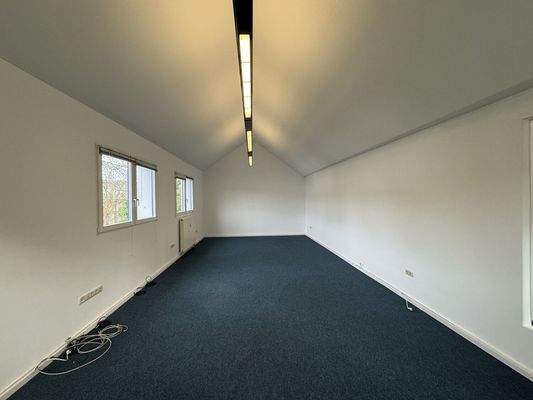 20251218_112702603_iOS