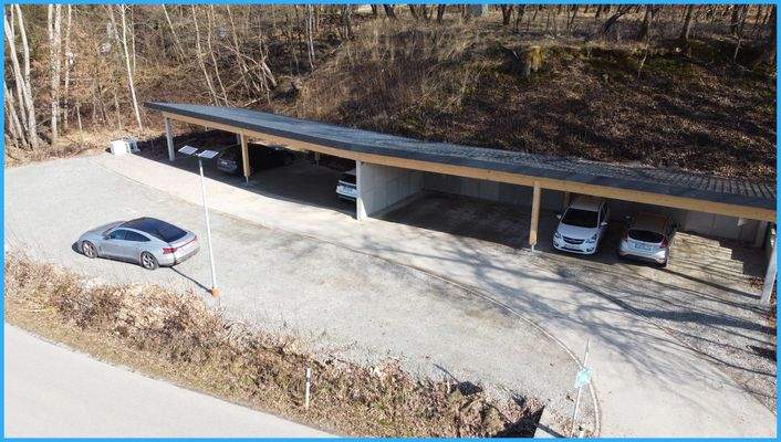 Stellplätze samt Carport 1