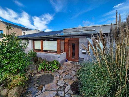 Vorderansicht vom Haus