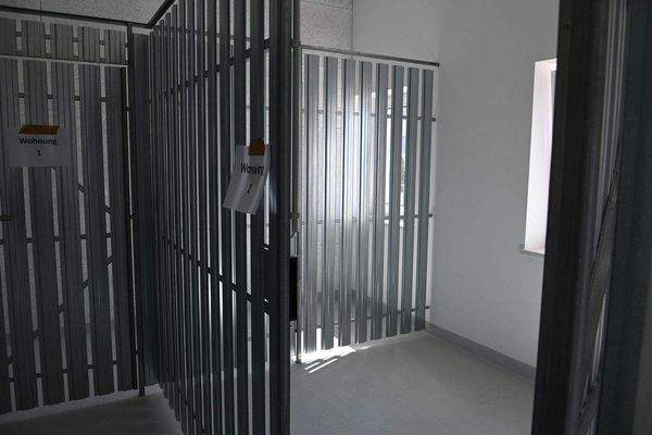 Teublitz HAUS A 23 Aufzug und Keller (9).JPG