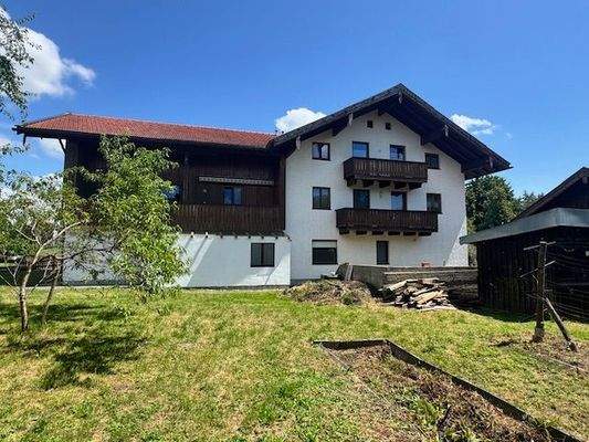 Hausansicht - Garten