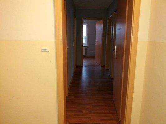 Blick vom Treppenhaus in die Wohnung