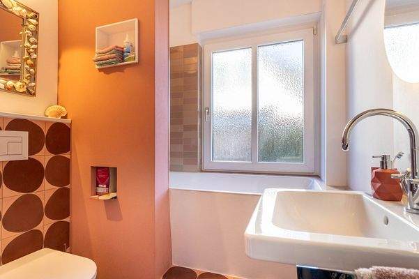 Kinderbadezimmer Erdgeschoss