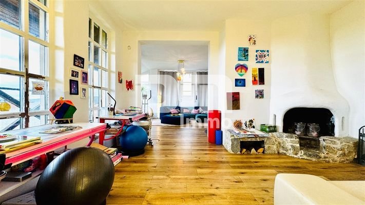 WE1 EG Wohn / Esszimmer offen / 2x Zugang Balkon