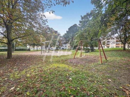Spielplatz in der Gartenanlage