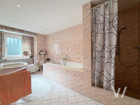 Badezimmer Dachgeschoss