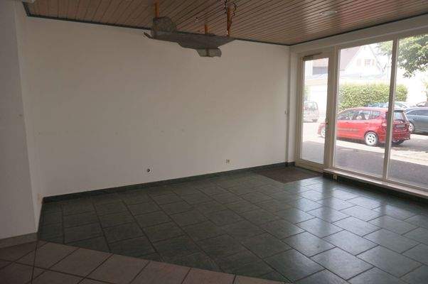 Eingang Raum EG Links