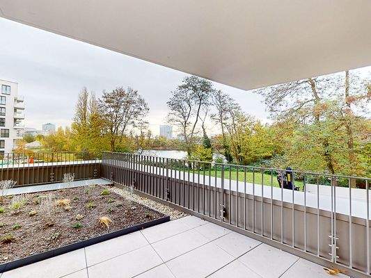 Terrasse mit Seeblick