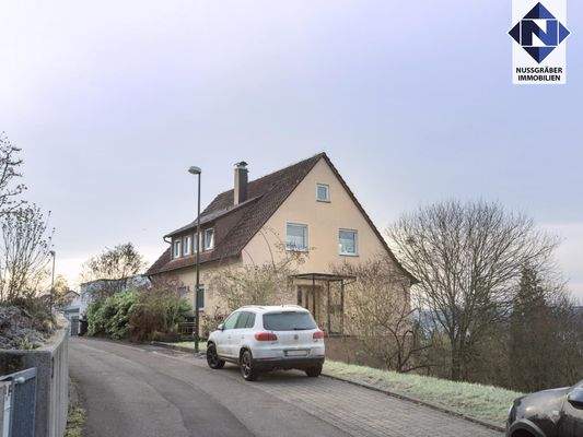 ebenerdiger Zugang zur Straßenseite