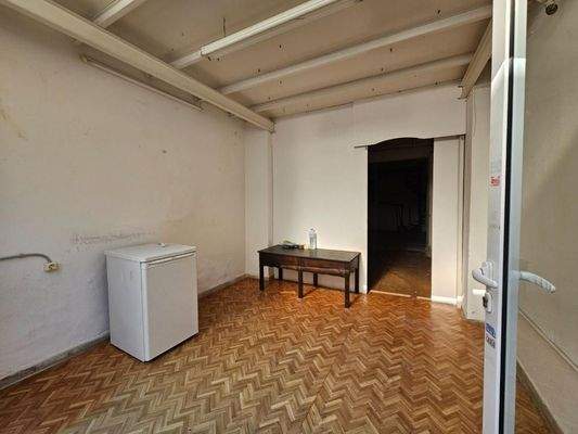 Kreta, Heraklion: Büro im Stadtteil Therissos zu verkaufen