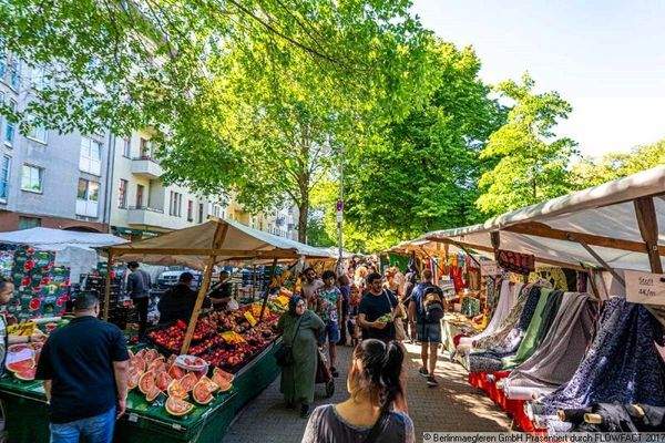 Wochenmarkt am Paul-Lincke-Ufer