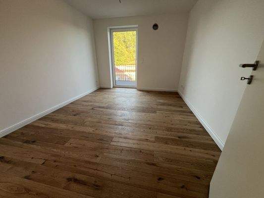 Kinder- / Arbeits- / Gästezimmer