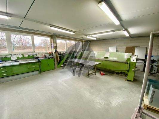 INFOS UNTER: 06171-586000