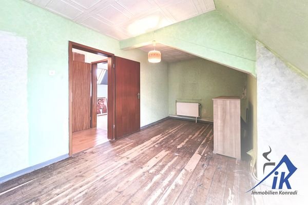 Schlafzimmer DG