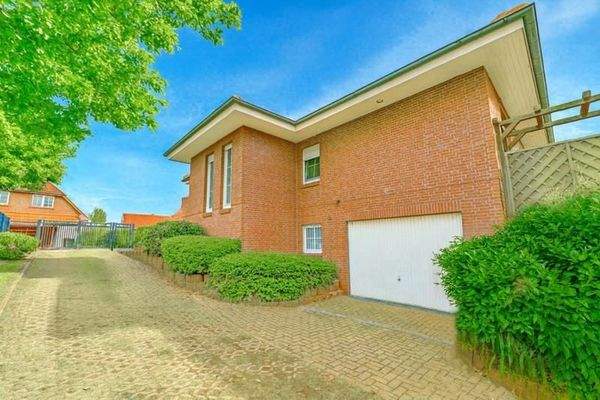 18-zufahrt zur tiefgarage