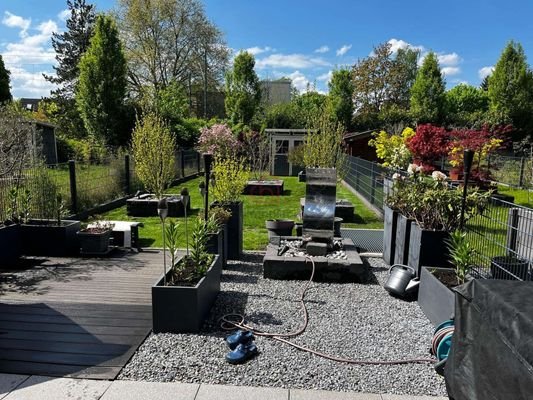 Garten bei Sonne