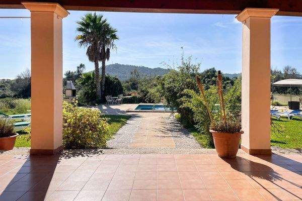 Überdachte Terrasse